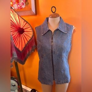 Rockies jeans wear women’s denim vest! Size medium